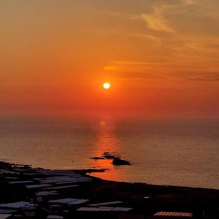 Riza Falasarna Bagian luar foto