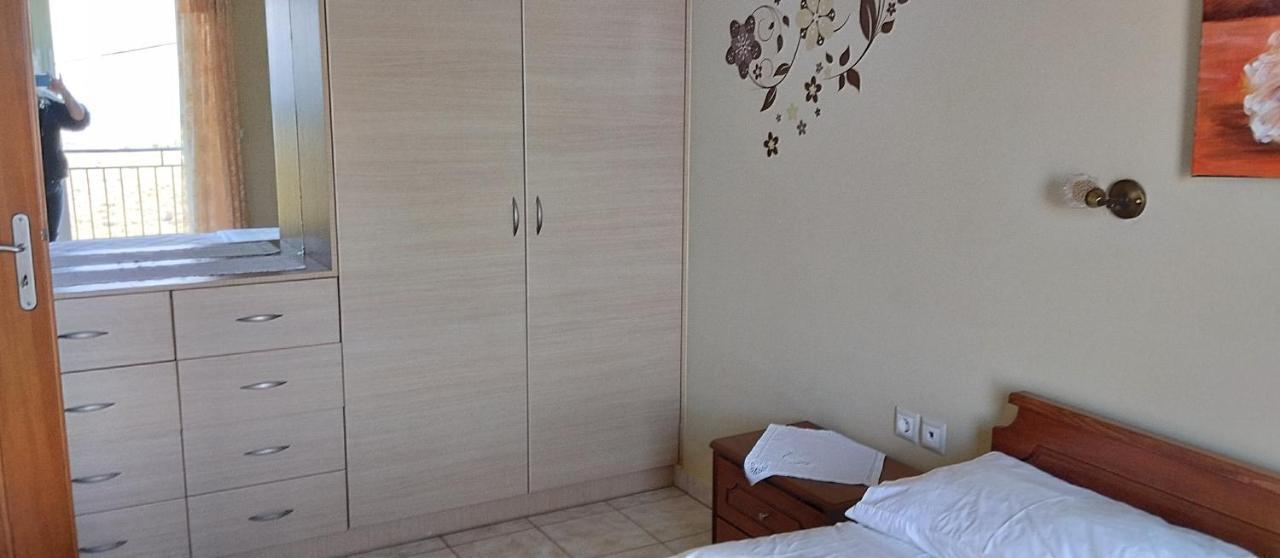 Riza Falasarna Bagian luar foto